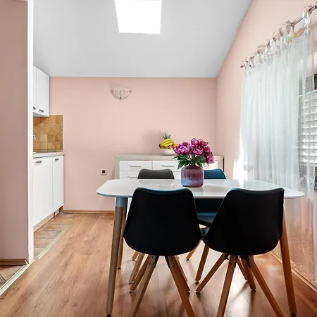 Kontesa Apartment Lovran