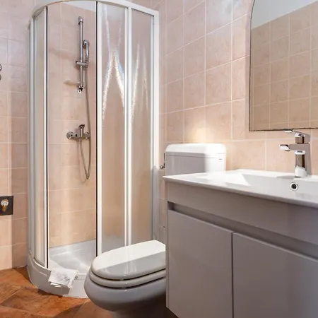 شقة Kontesa